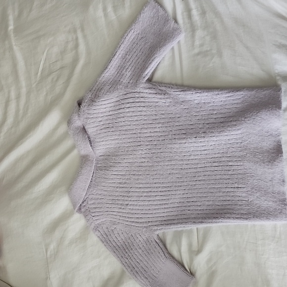 Bailey 44 Romantic Lilac Knit Elbow Sleeve V Neck Sweater Top - Picture 5 of 9